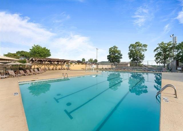 Bluffs Oasis Condo Брэнсон Экстерьер фото